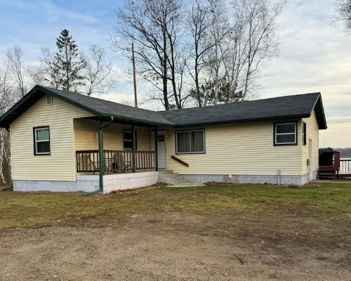 Little Bass Cabin - Kayaks & Clear Water Swimming Hotels in Itasca County