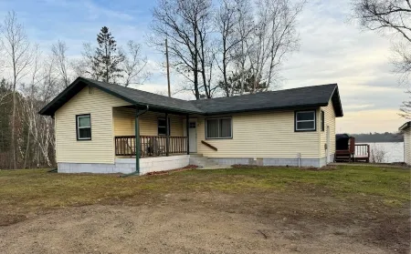 Little Bass Cabin - Kayaks & Clear Water Swimming