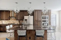 Beautiful and Very Spacious house 6 bed/3.5 baths