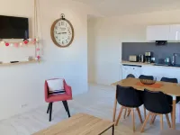 Superbe Appartement 2/4 Personnes au Centre de L'île D'oléron 셍-삐에흐-돌레홍 호텔