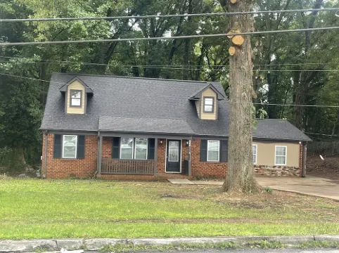 Cozy Relaxing 4-bedroom House in Forest Park Hotels in Forest Park