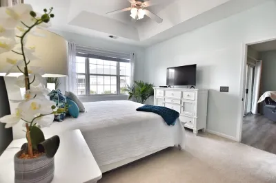 Gorgeous Condo in an Intracoastal Waterway Comm/Carolina Keyes/Pool