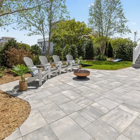 Cape Charles Newly Updated Family-friendly Beach House, 1 Block to Private Beach