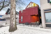 The Redwood Retreat- 5Bed/4Ba with a Rooftop Deck in the Heart of Ohio City - 2성급