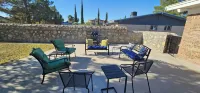 Fun in the Sun Hotel dekat SISD Student Activities Complex