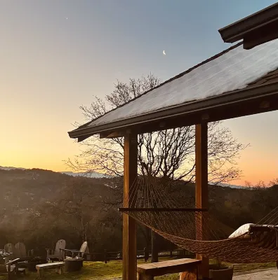 Luxury Ranch getaway with spa, pool, gym & sauna