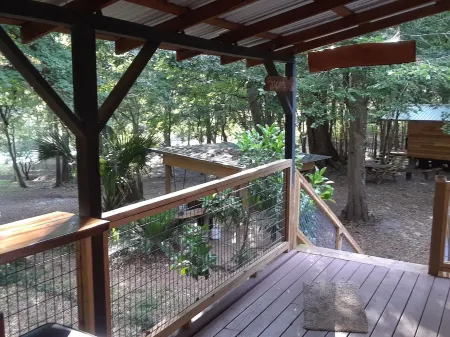 Bowman's Landing Spring House on the Santa Fe River