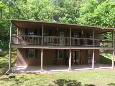 The Hideaway at Buck Ridge. Pet friendly.
