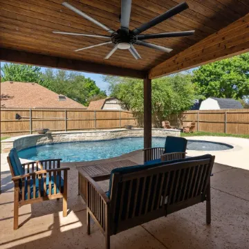 Keller Charm-Near Bear Creek Park & Stadiums,Pool