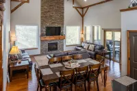Family Canyon Lodge ~ Large Gathering Place