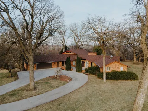 Huge Retreat with Outdoor Heated Pool by Briggs Woods Golf Course & Event Center