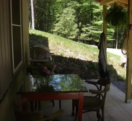 Outdoor Enthusiast's Peaceful Hideaway, Weikert