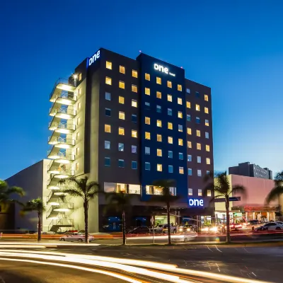 One Durango Hotels near Col México