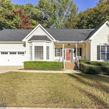 Remodeled ranch style home with Firepit conveniently located