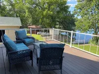 Beautiful Lake Manuella home, perfect for families!  Relax, fish, swim, boat.