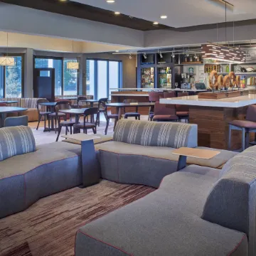 Courtyard Detroit Warren