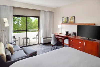 Courtyard Atlanta Perimeter Center Hotels in Sandy Springs