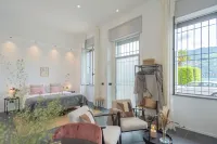 小科莫蓮花由Rent all Como提供 內索住宿飯店
