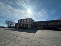 Louisville Inn By Oyo Louisville Municipal Airport