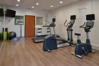 Holiday Inn Express MADERA-YOSEMITE PK AREA by IHG - gimnasio