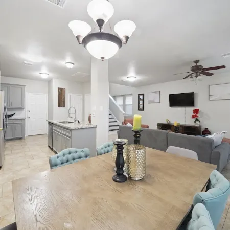 Beautiful Cozy home in The heart of Conroe Texas