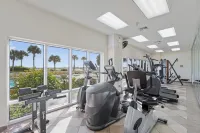 NEW 15th Floor Gulf View - Balcony - Pool - Hot Tub