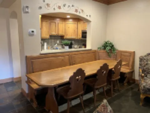 Zermatt Resort Condo located in the beautiful Swiss town of Midway ミッドウェイのホテル