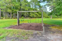 Welcome to Willow Haven! Walk-Bike-Shuttle to Beach. Pool & Tennis/Paddle