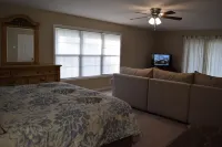 The Robin's Egg -Walk to the Village!