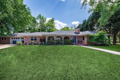 Spacious Midcentury home located 1 block from Oaklawn Racing and Gaming