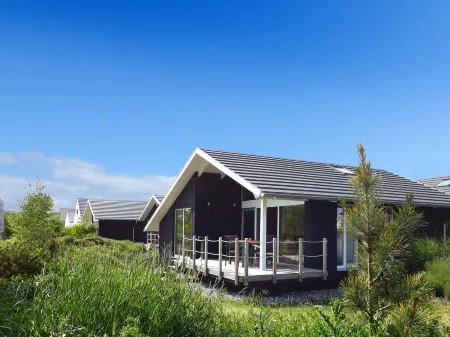 Wooden holiday home "Lieblingsplatz" on the Baltic Sea - sauna - 500m to the Baltic Sea beach