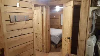 Cici's one bedroom cabin at Bluegill Lake Cabins
