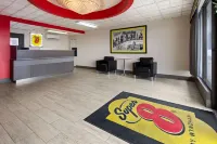 Super 8 by Wyndham Hazleton