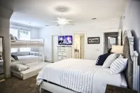 1-14 Guest: Pool/Fire Pit/Bikes/Putting Green/Polaris Ranger Included Aug-Dec 25 - Jacuzzi