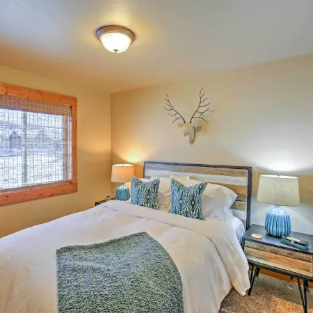 Mary Ann's Mountain Maison - Visit Nat’l Parks, Walk to Town, Grill Out in Yard Hotels in Victor