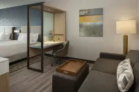 SpringHill Suites Newburgh Evansville Hotels in Ohio Township