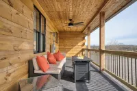 Cozy Cabin Escape • Sleeps 6 • Games • 65” TV