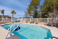 Travelodge by Wyndham Perry National Fairgrounds Area I-75