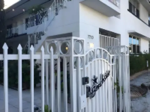 Beachside All Suites Hotel Hotels in North Beach