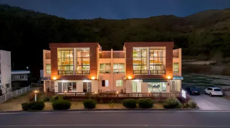 Dream Pension Отели в г. Тхонъён