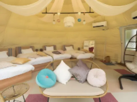 Glamping village Fujikawaguchiko Hotels in Narusawa