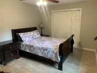 Beautiful house with 4 bedrooms and 3 bathrooms Hotels in Dickinson