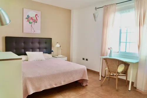 Playa San Juan, a large apartment with 3 bedrooms, for families, group