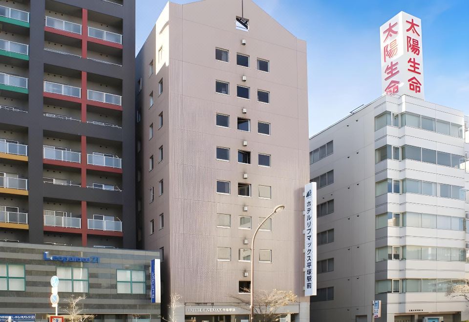 4. 호텔 라이브맥스..