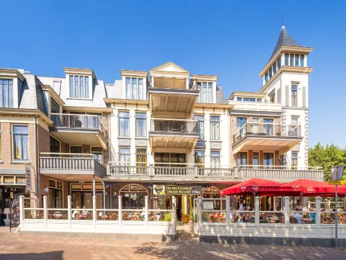 Apartment in Domburg Near the Beach Hotels in Domburg