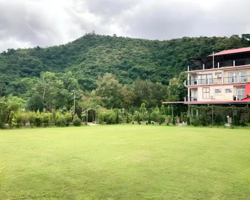Shalom Farmhouse by the Hillside Hotels in Imphal