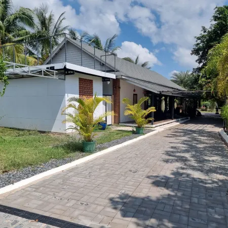 Coconut Paradise Bungalow Kampot