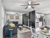 Charming & Centrally Located, mins. from DFW, 6 Flags & ATT Stadium