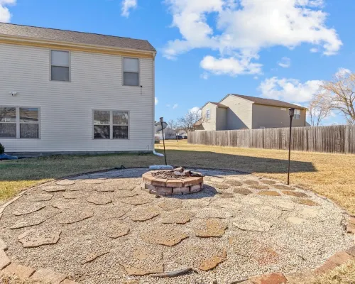 Spacious 4BR Near Grand Park – Game Loft, Office & Family-Friendly Comfort! Hotels in Westfield