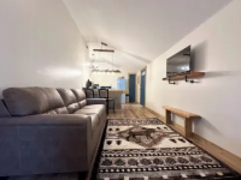 Tranquil Country Stay Among Pines6 miles from Culver. 39 mile from Notre Dame. 馬歇爾縣酒店